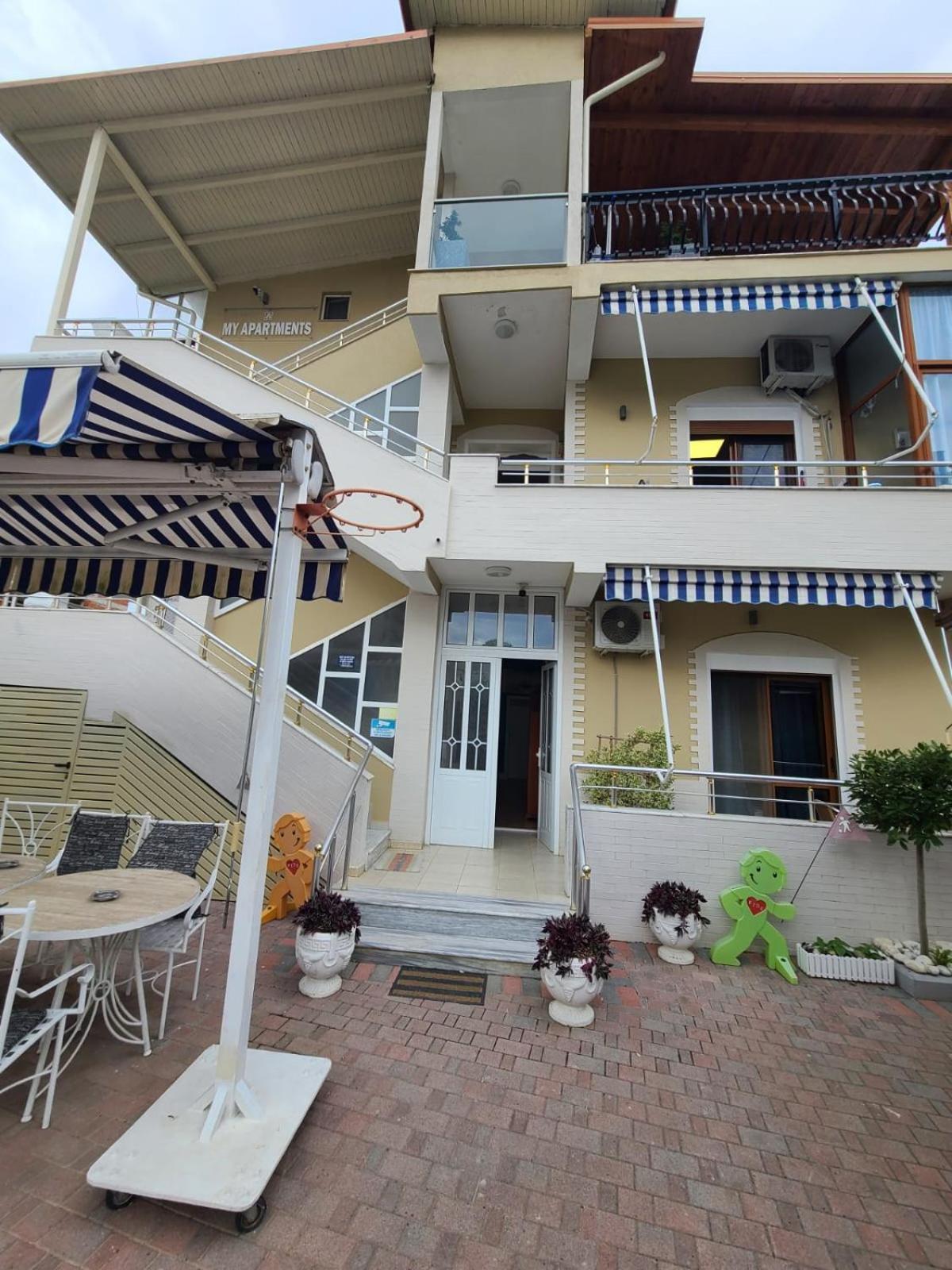 My Apartments Durres Exterior photo